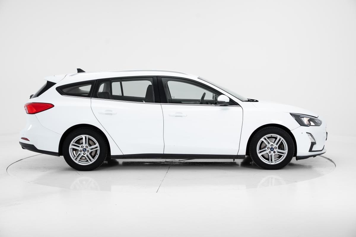 ford-focus-sw-2021-diesel-1498cc
