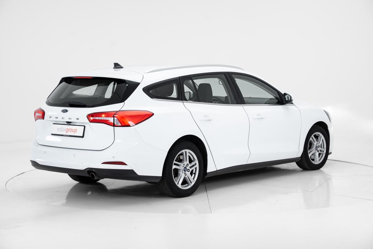 ford-focus-sw-2021-diesel-1498cc