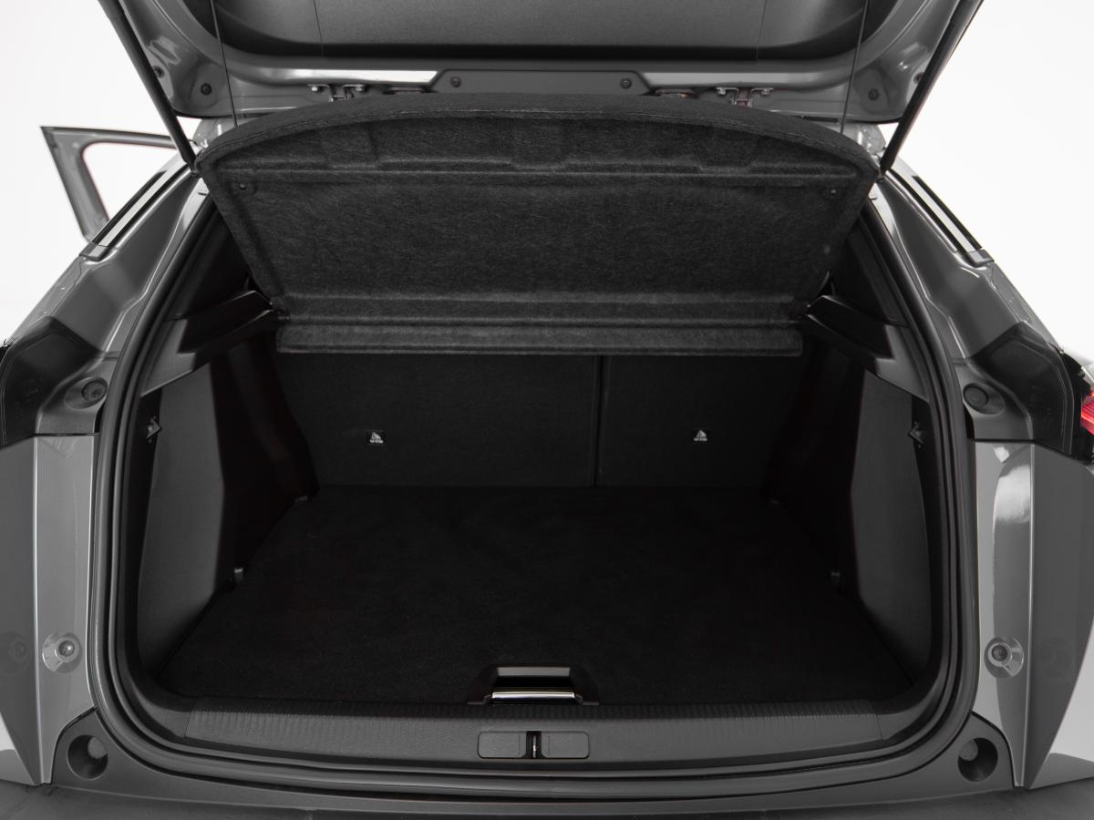 peugeot-2008-2023-gasolina-1199cc