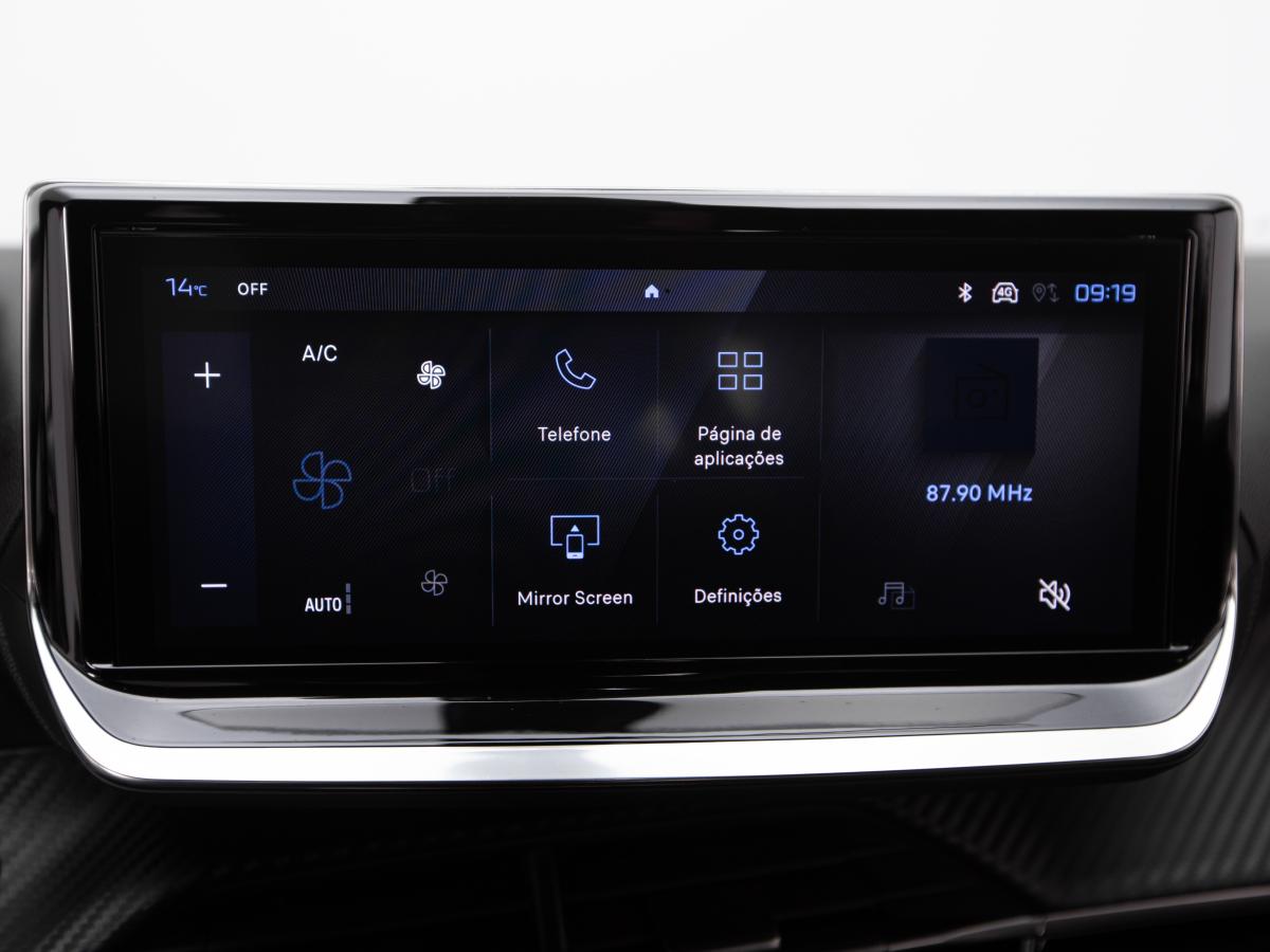 peugeot-2008-2023-gasolina-1199cc