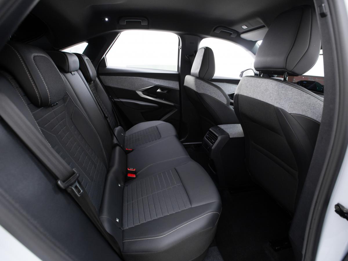 peugeot-3008-2024-gasolina-1199cc