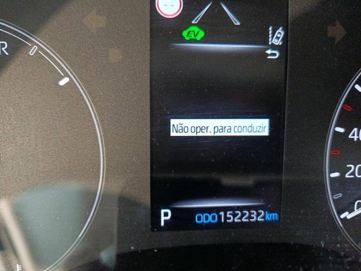 toyota-yaris-2023-hibrido-a-gasolina-1490cc