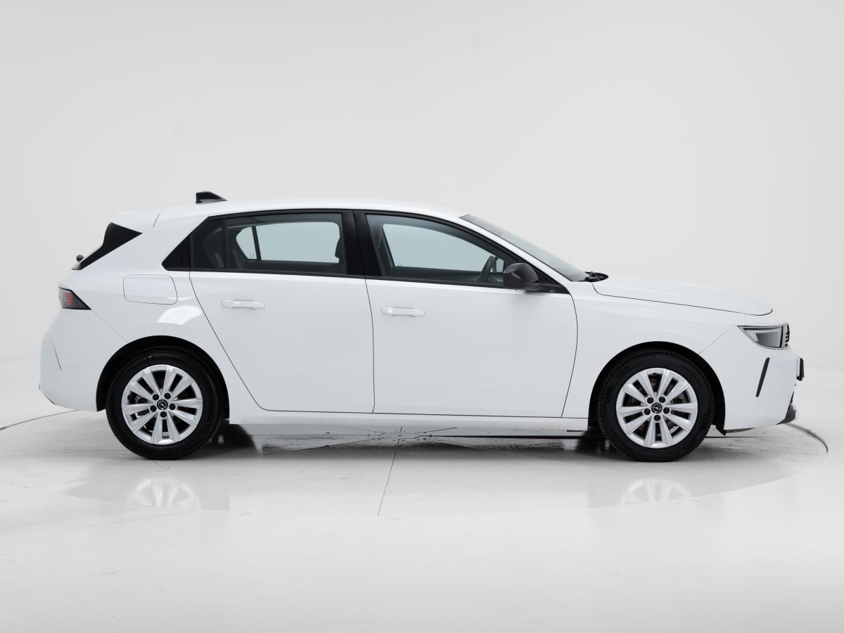 opel-astra-2022-diesel-1499cc