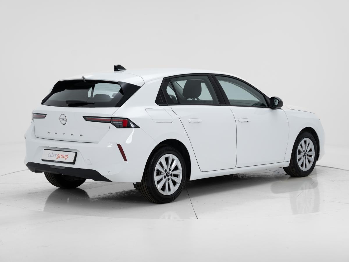 opel-astra-2022-diesel-1499cc