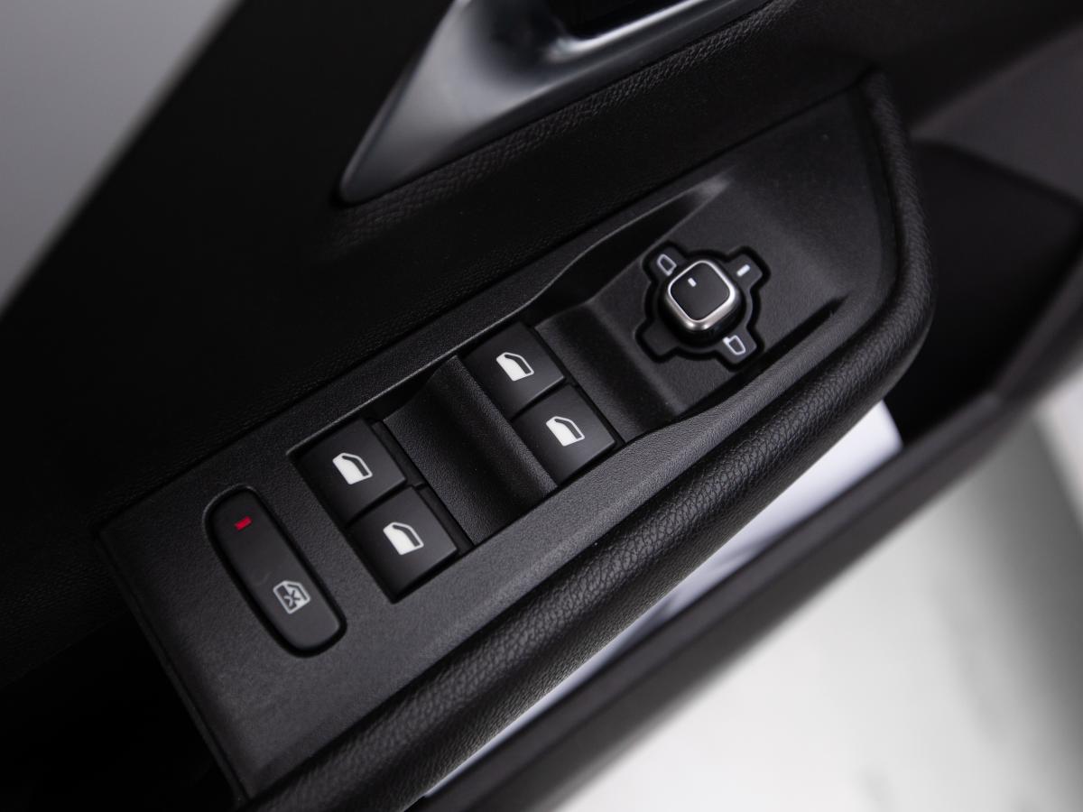 opel-astra-2022-diesel-1499cc