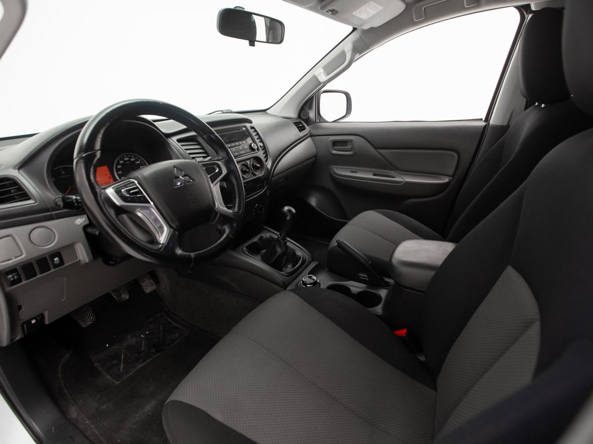 mitsubishi-l200-2019-diesel-2442cc
