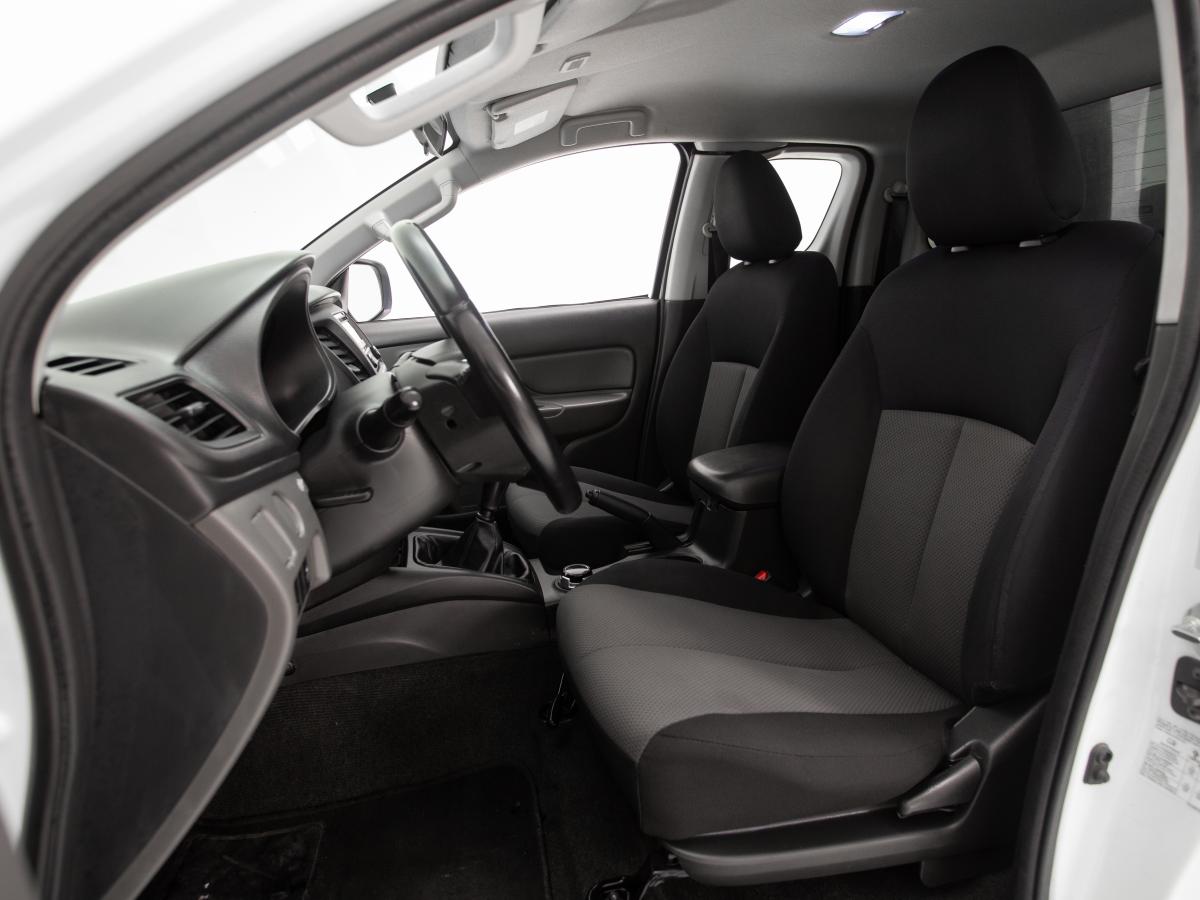 mitsubishi-l200-2019-diesel-2442cc