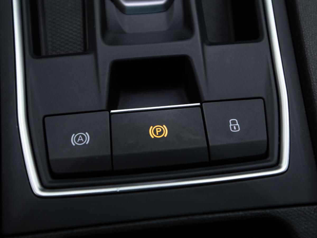 seat-leon-2021-hibrido-a-gasolina-1395cc