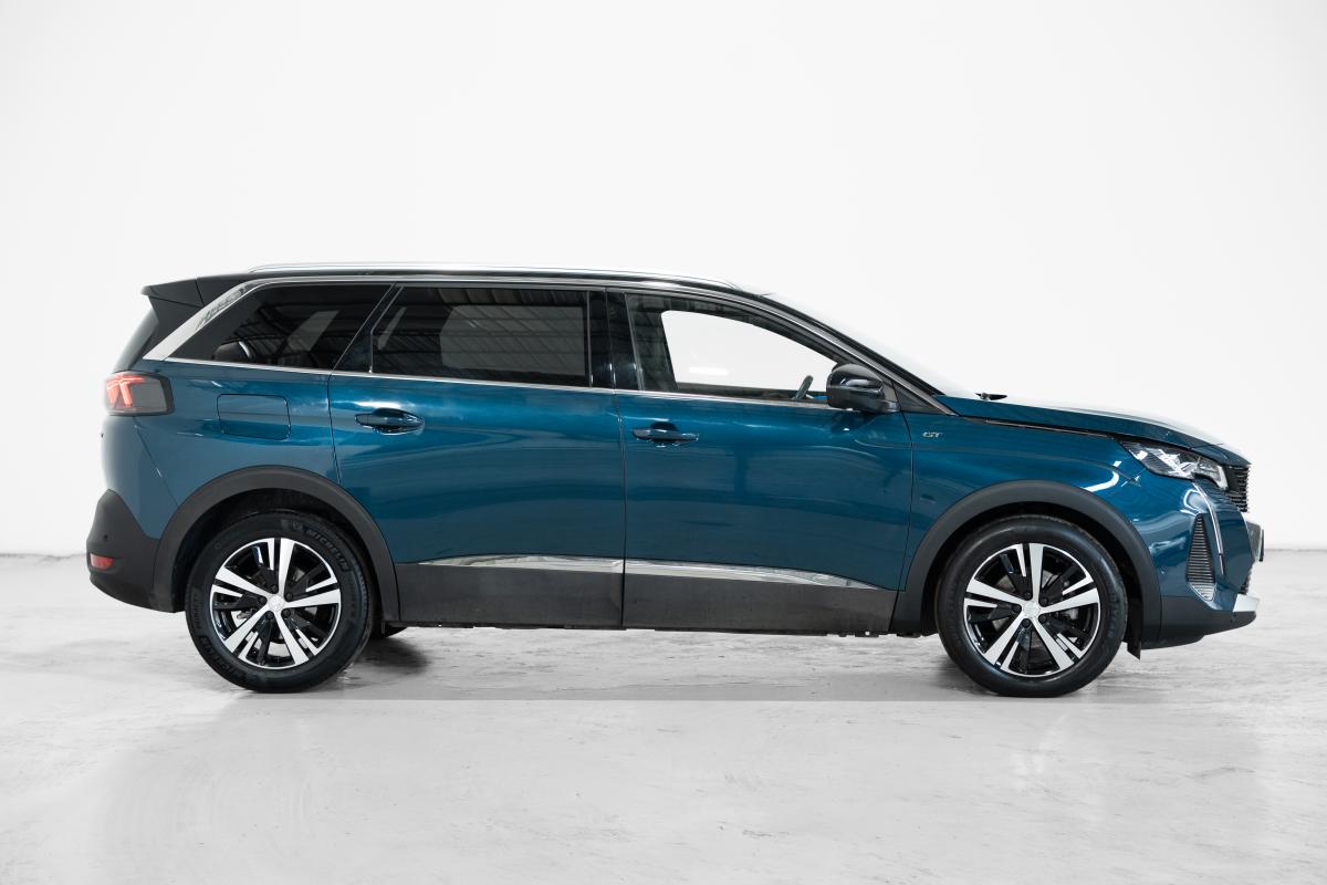 peugeot-5008-2022-diesel-1499cc