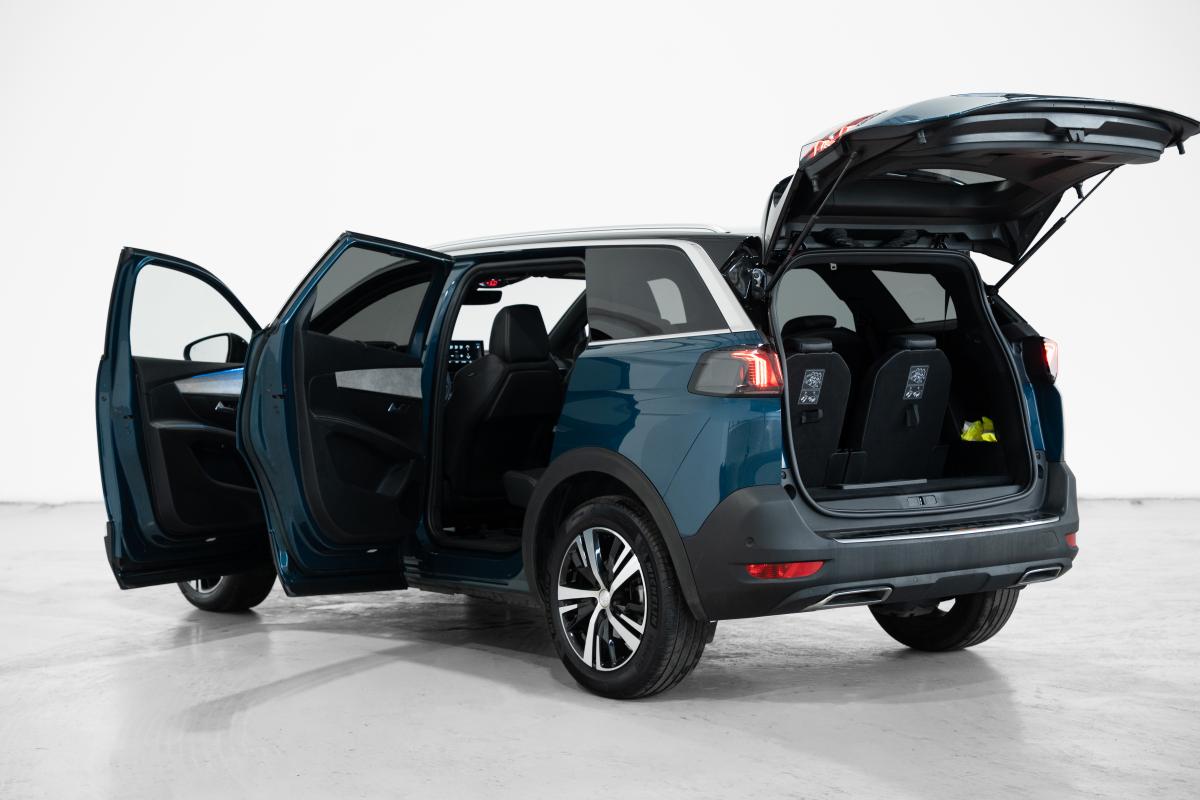 peugeot-5008-2022-diesel-1499cc