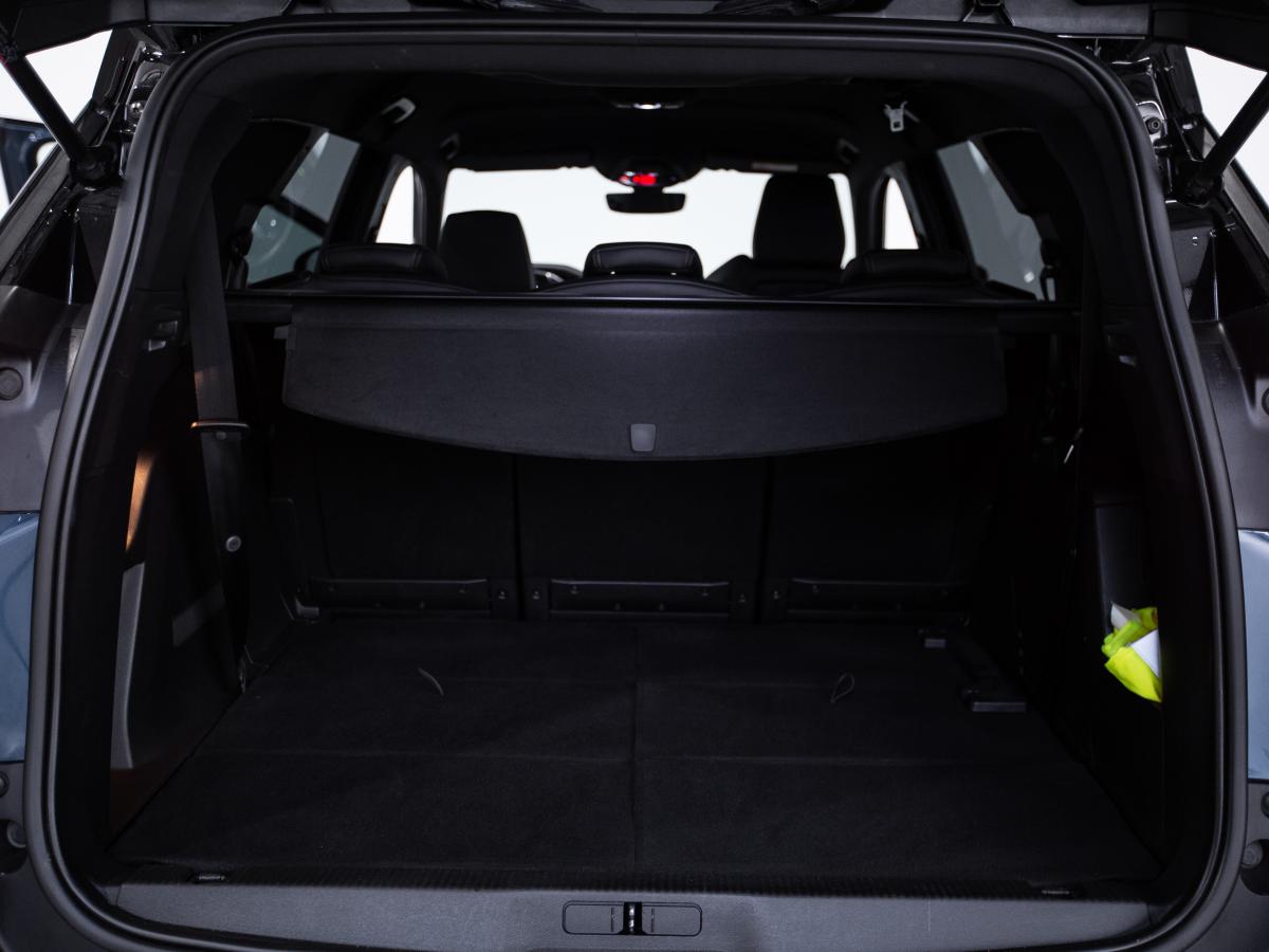 peugeot-5008-2022-diesel-1499cc