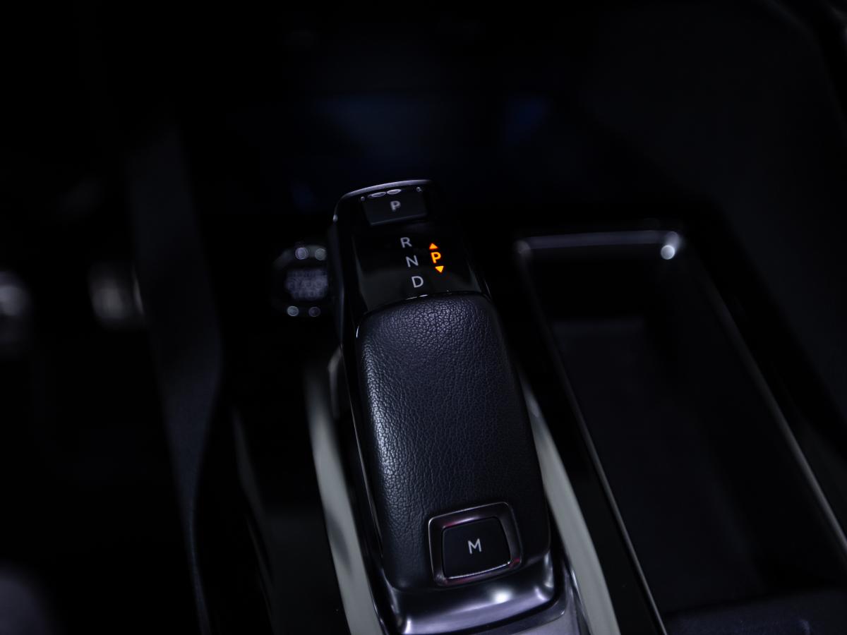 peugeot-5008-2022-diesel-1499cc