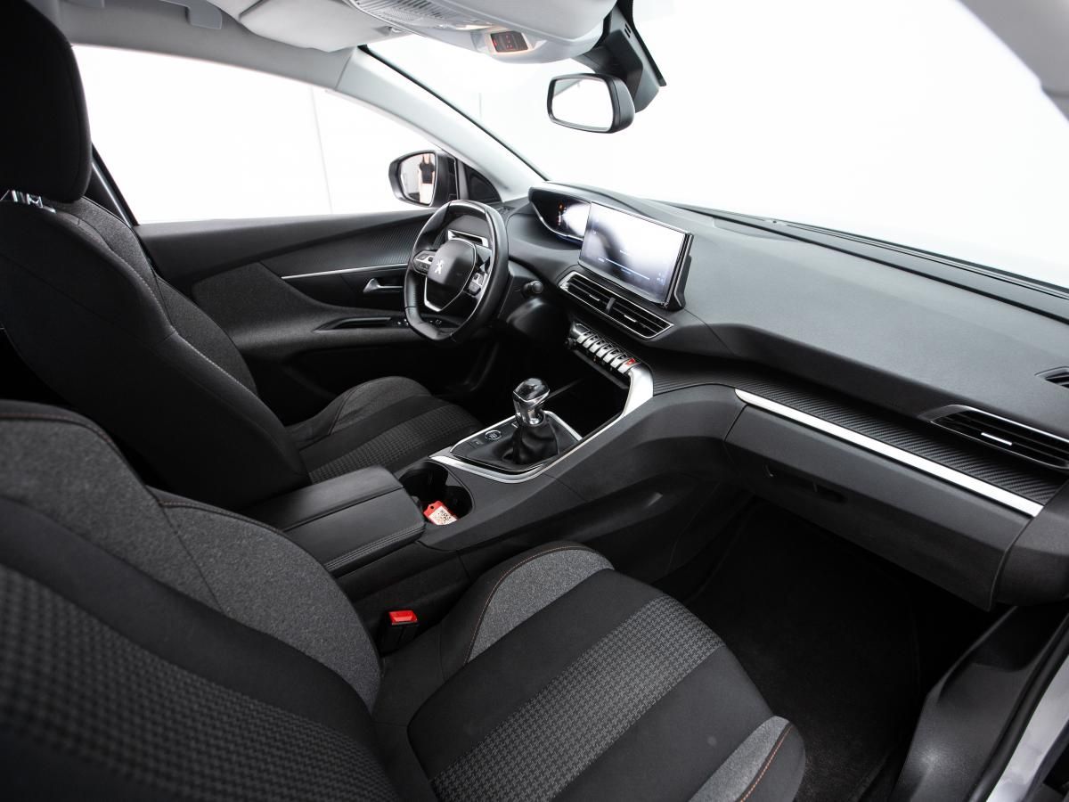 peugeot-3008-2022-diesel-1499cc