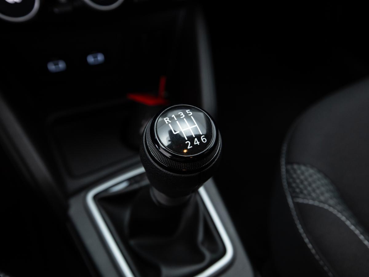 dacia-duster-2023-gpl-999cc