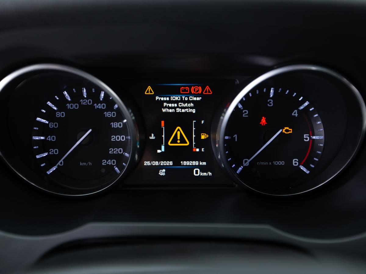 land-rover-range-rover-evoque-2012-diesel-2179cc