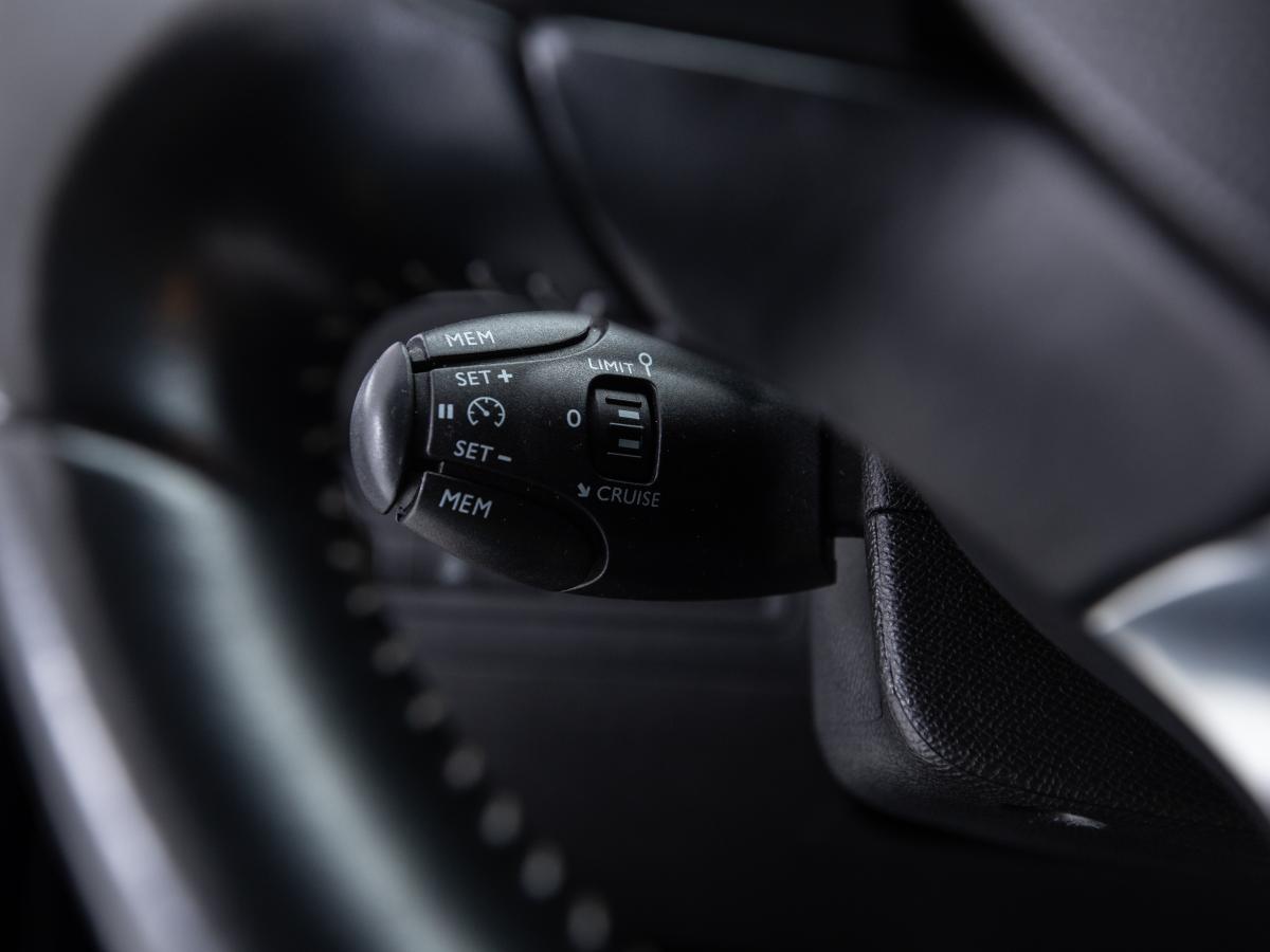 peugeot-308-2018-gasolina-1199cc