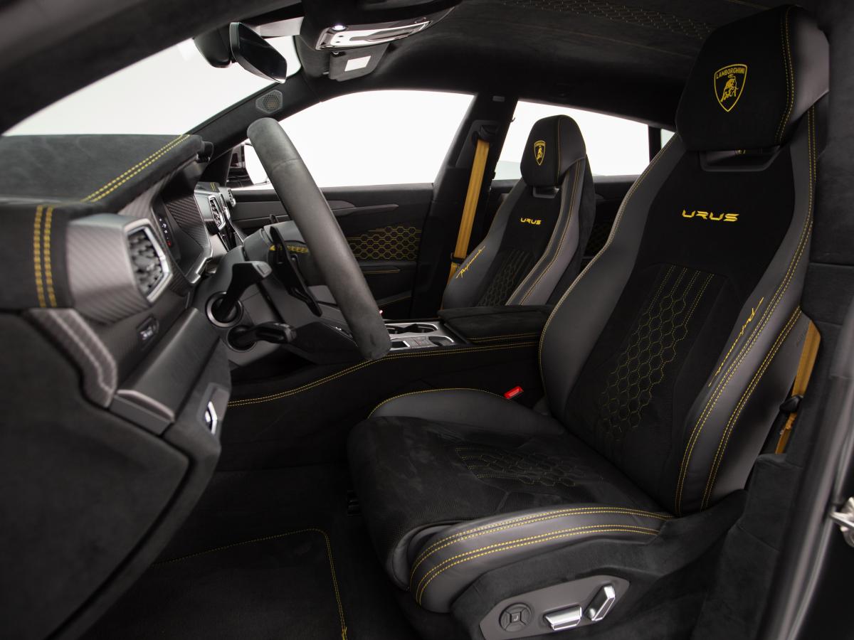 lamborghini-urus-2023-gasolina-3996cc