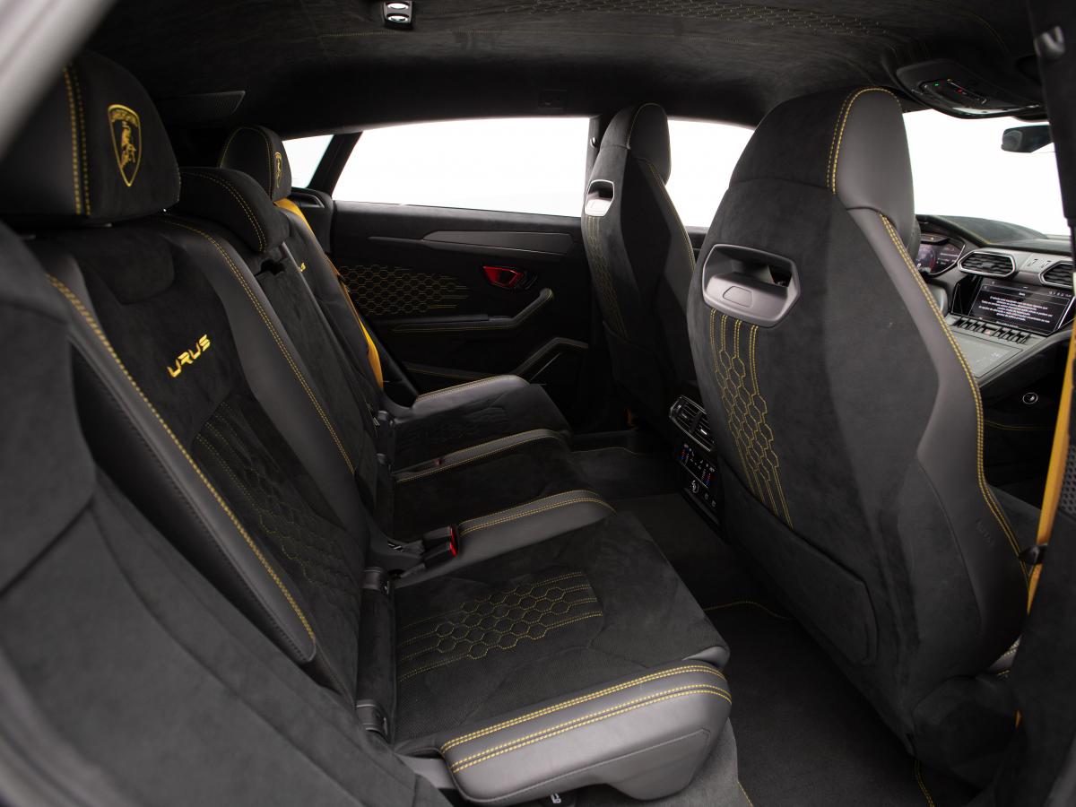 lamborghini-urus-2023-gasolina-3996cc