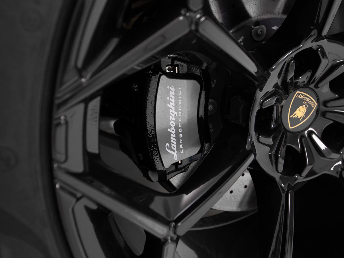 lamborghini-urus-2023-gasolina-3996cc