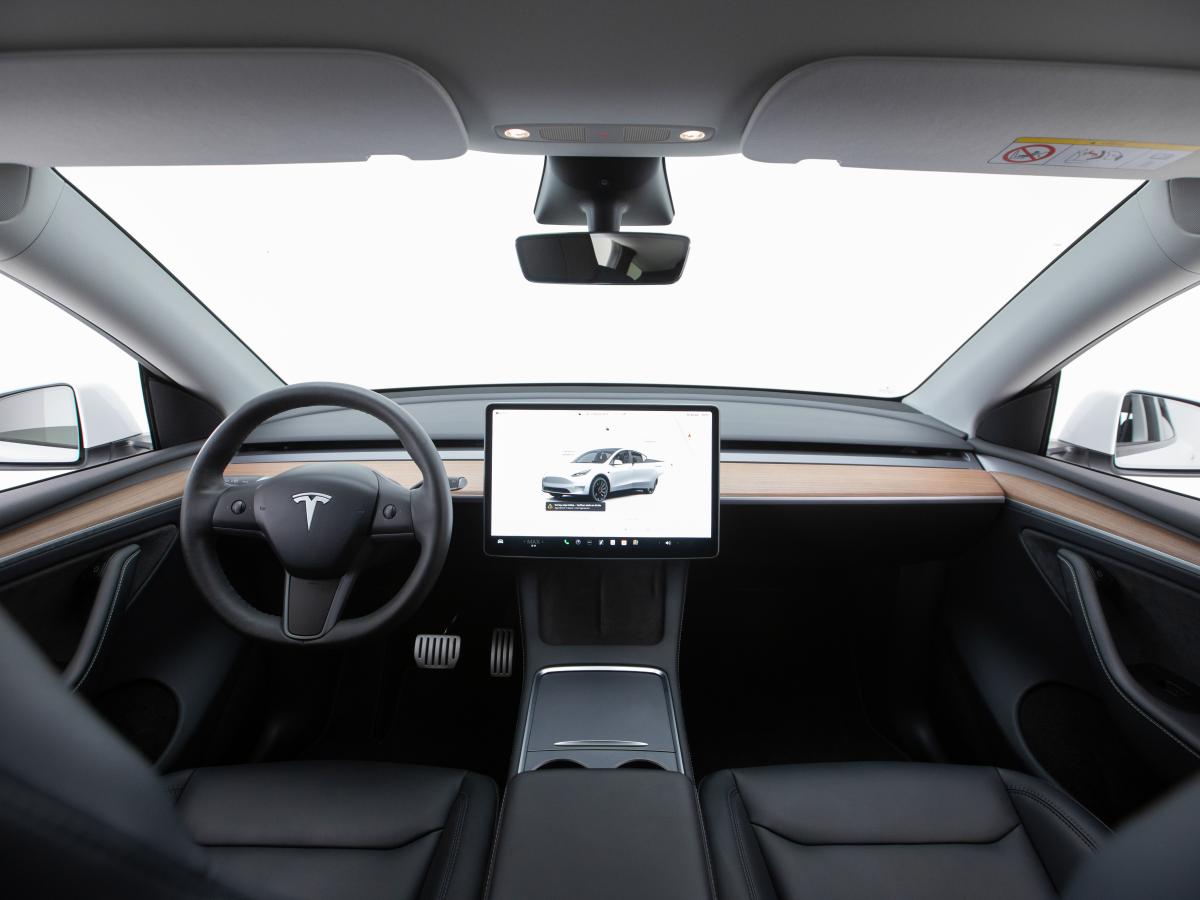 tesla-model-y-2022-eletrico-0cc