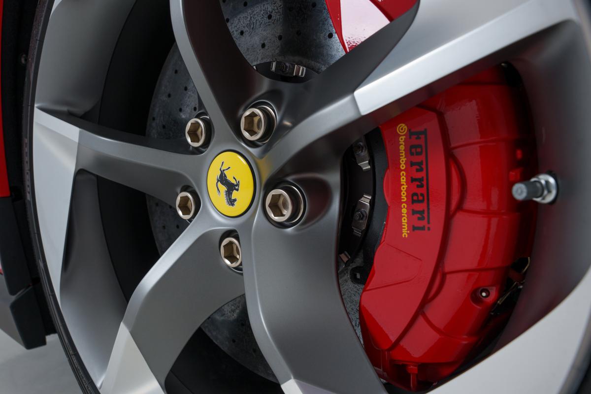 ferrari-testarossa-2026-hibrido-a-gasolina-3990cc
