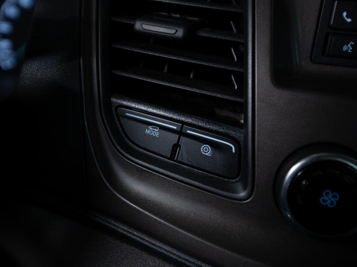 ford-transit-2024-diesel-1996cc
