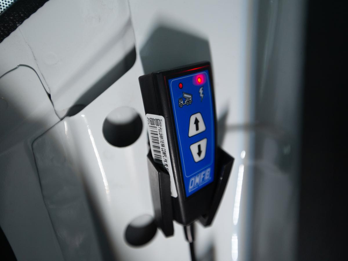 ford-transit-2024-diesel-1996cc