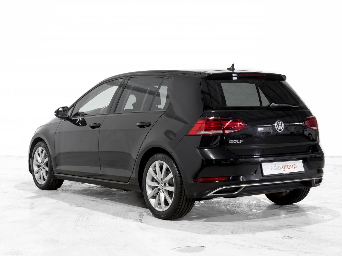 volkswagen-golf-variant-2019-diesel-1968cc