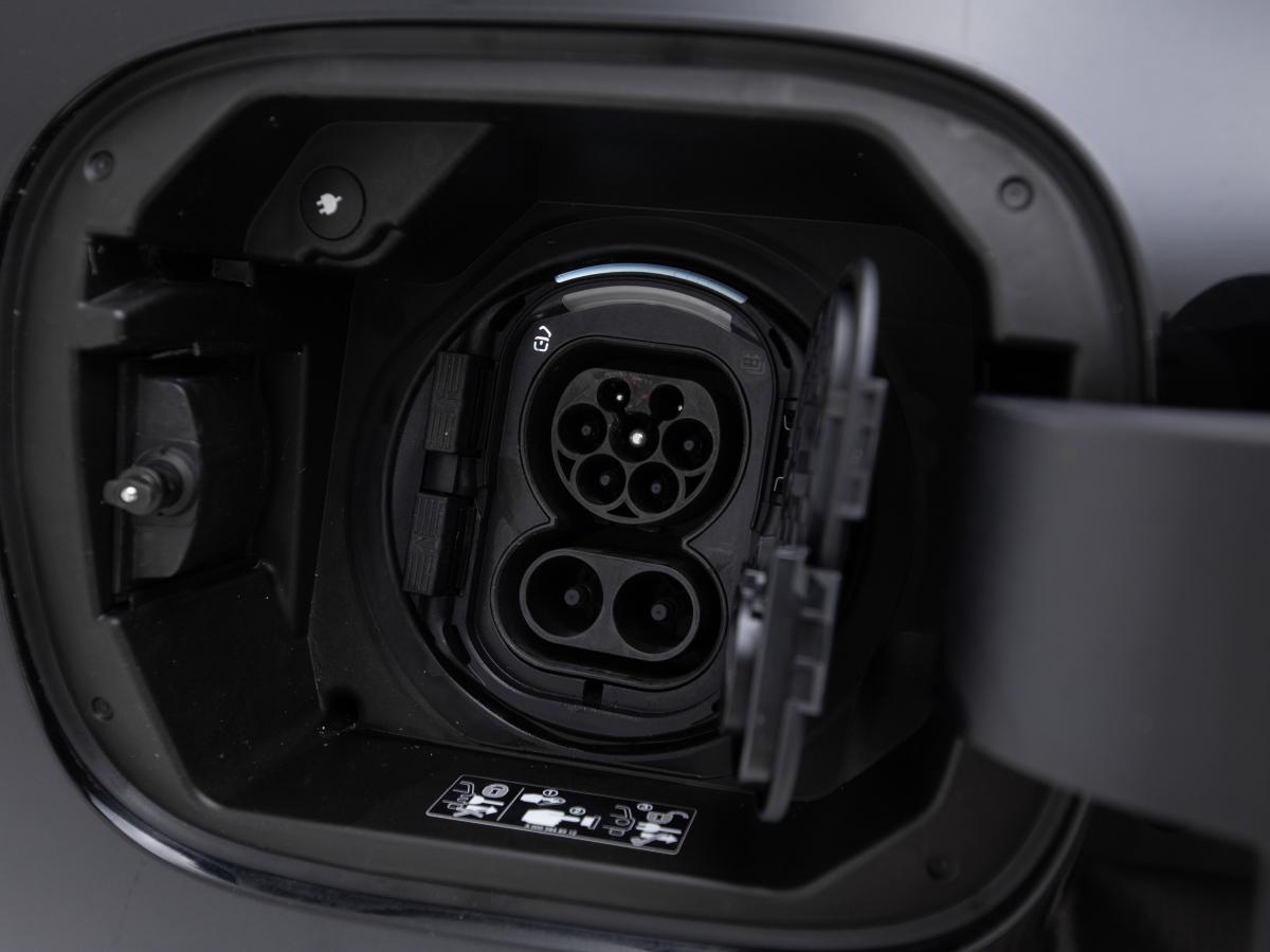 mercedes-benz-eqa-2022-eletrico-0cc