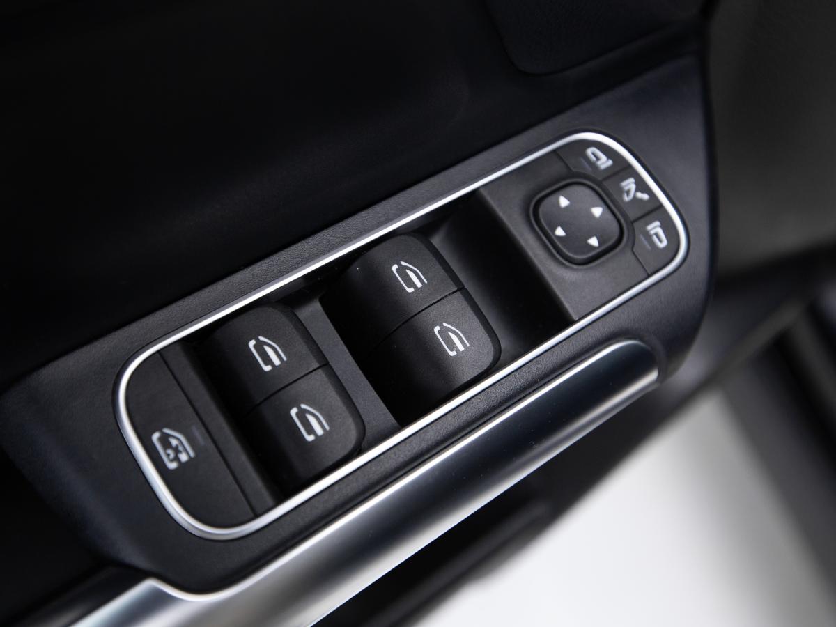 mercedes-benz-eqa-2022-eletrico-0cc