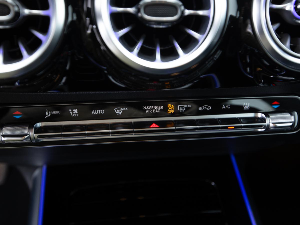 mercedes-benz-eqa-2022-eletrico-0cc