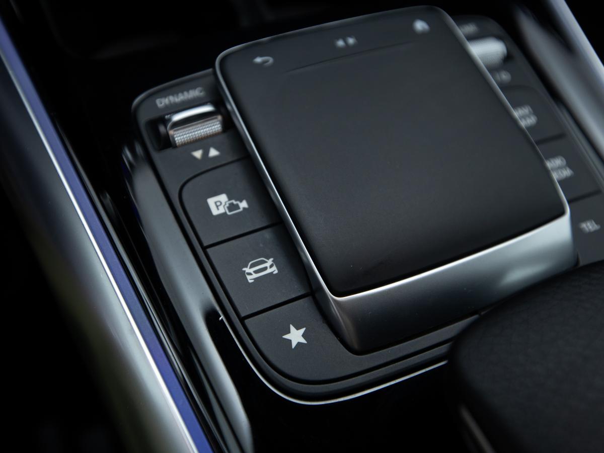 mercedes-benz-eqa-2022-eletrico-0cc