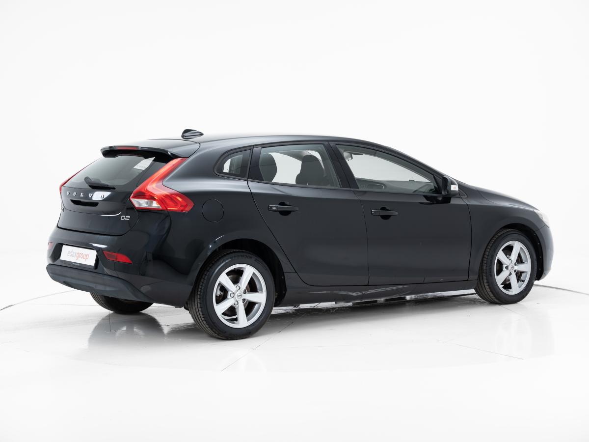 volvo-v40-2018-diesel-1969cc