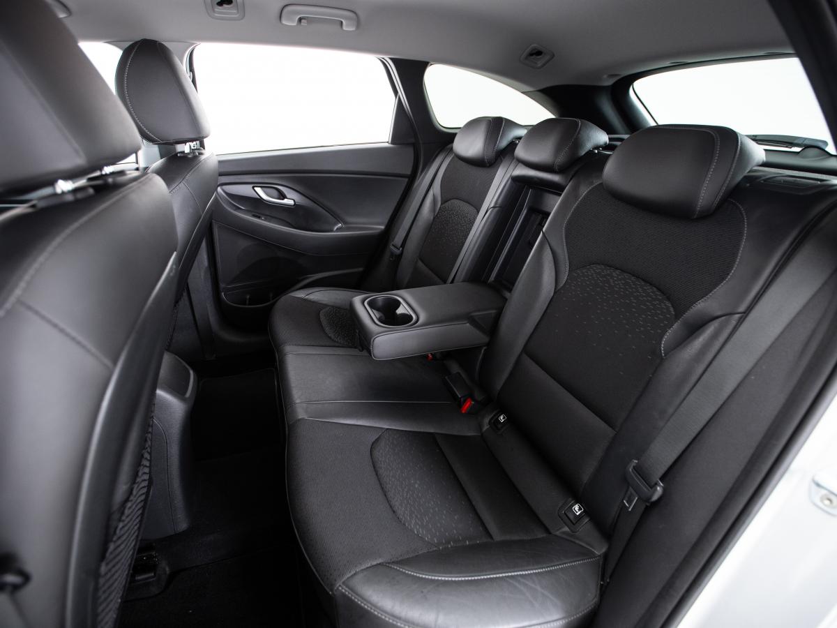 hyundai-i30-sw-2018-gasolina-1353cc