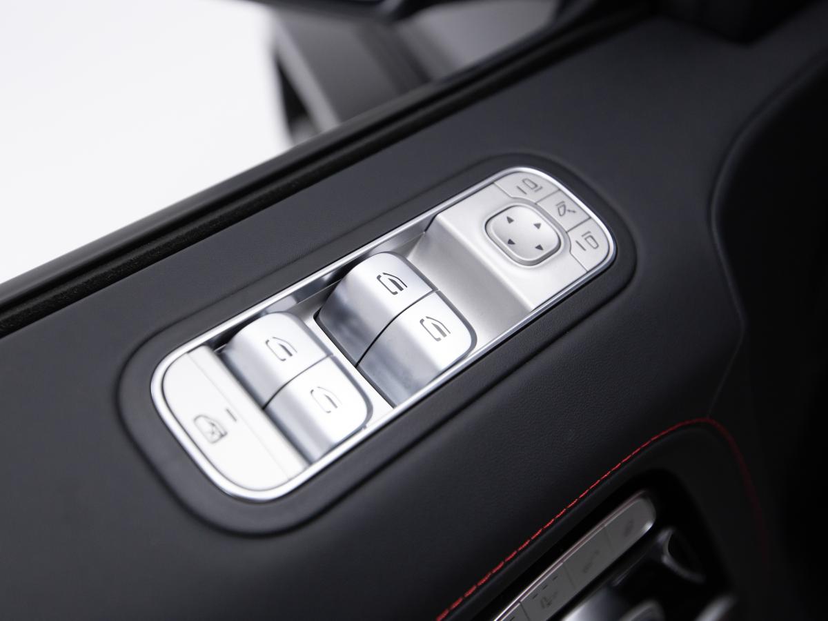 mercedes-benz-classe-g-2026-gasolina-3982cc