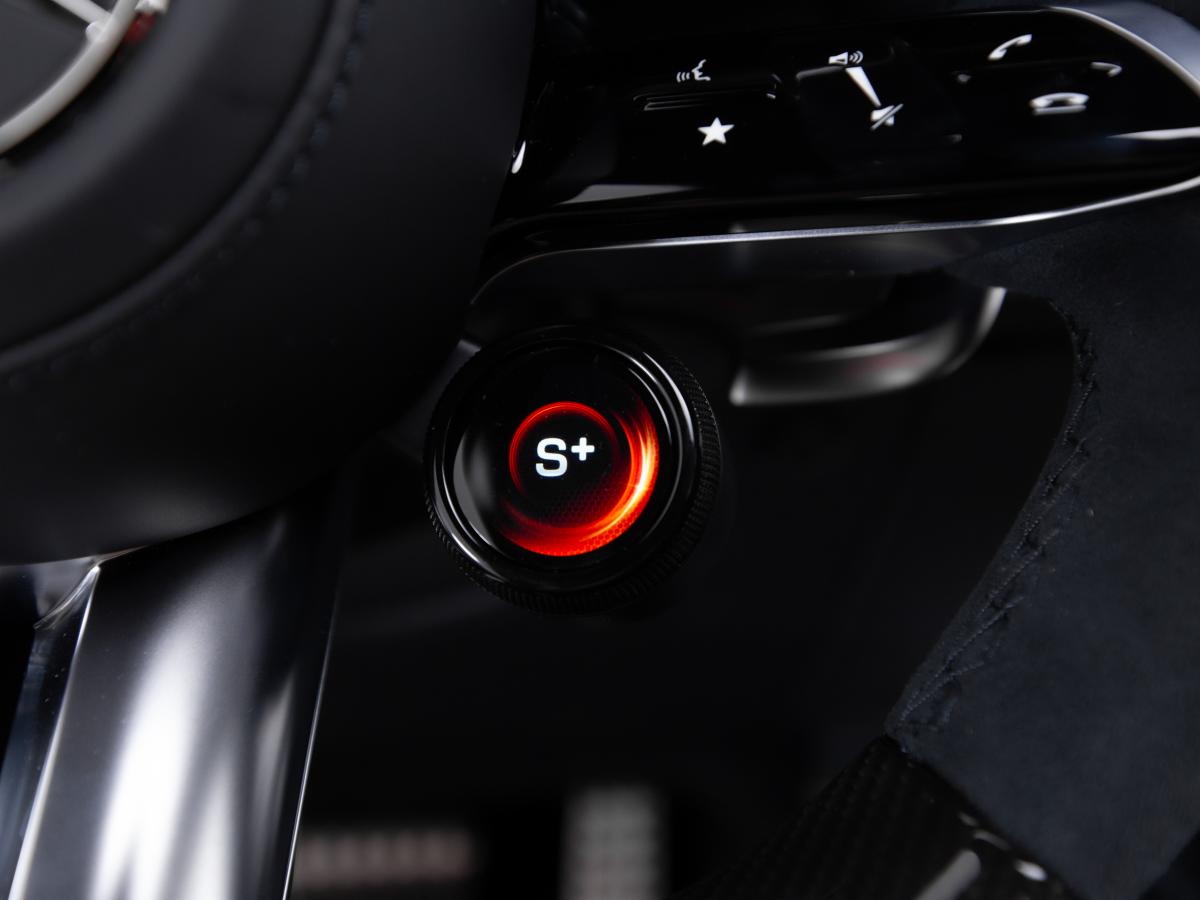 mercedes-benz-classe-g-2026-gasolina-3982cc