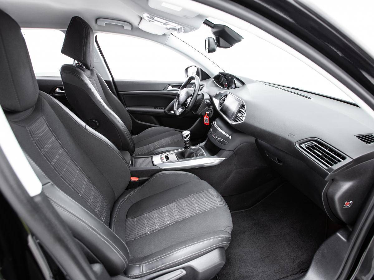 peugeot-308-2019-diesel-1499cc