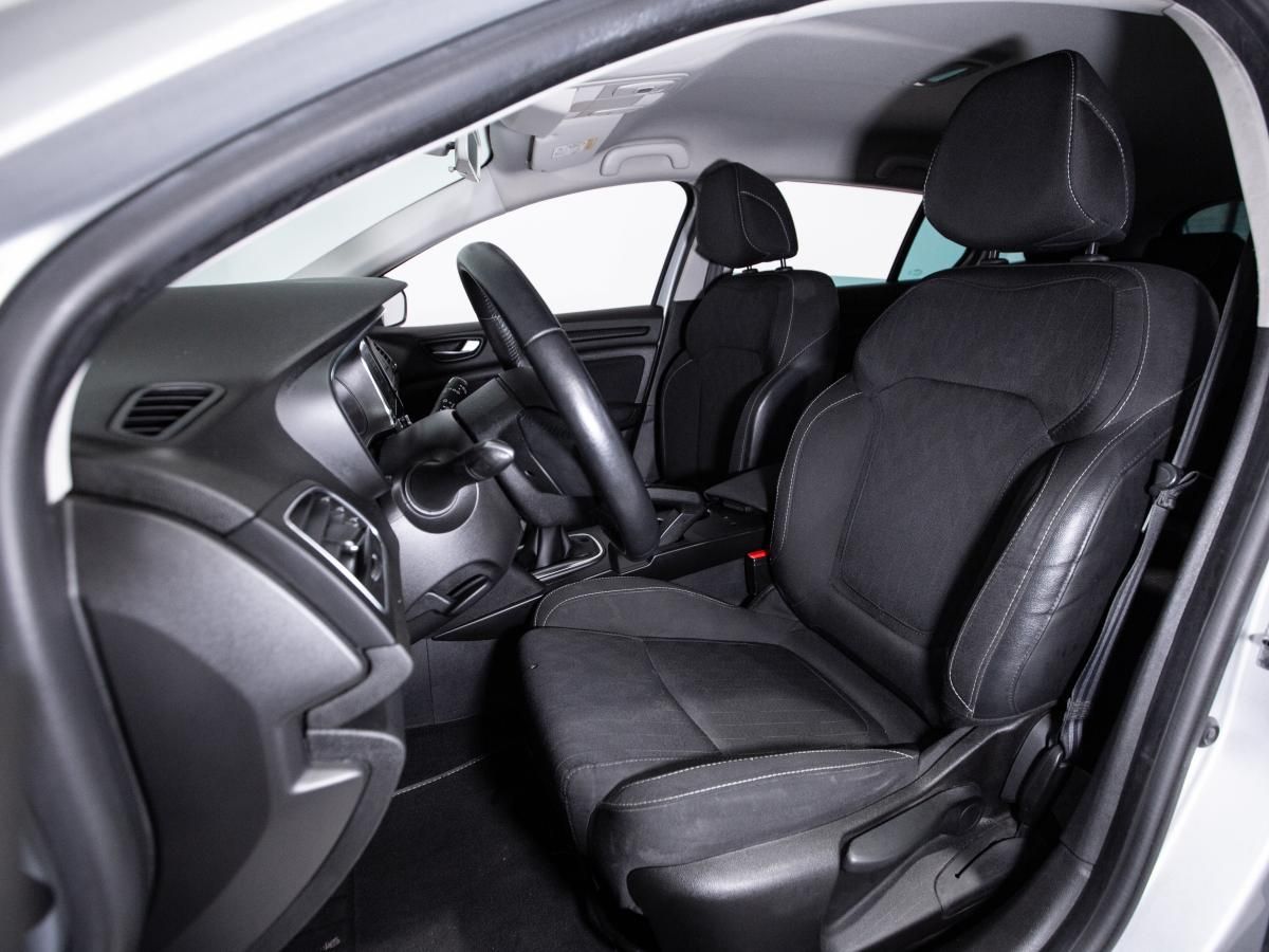 renault-megane-sport-tourer-2020-diesel-1461cc