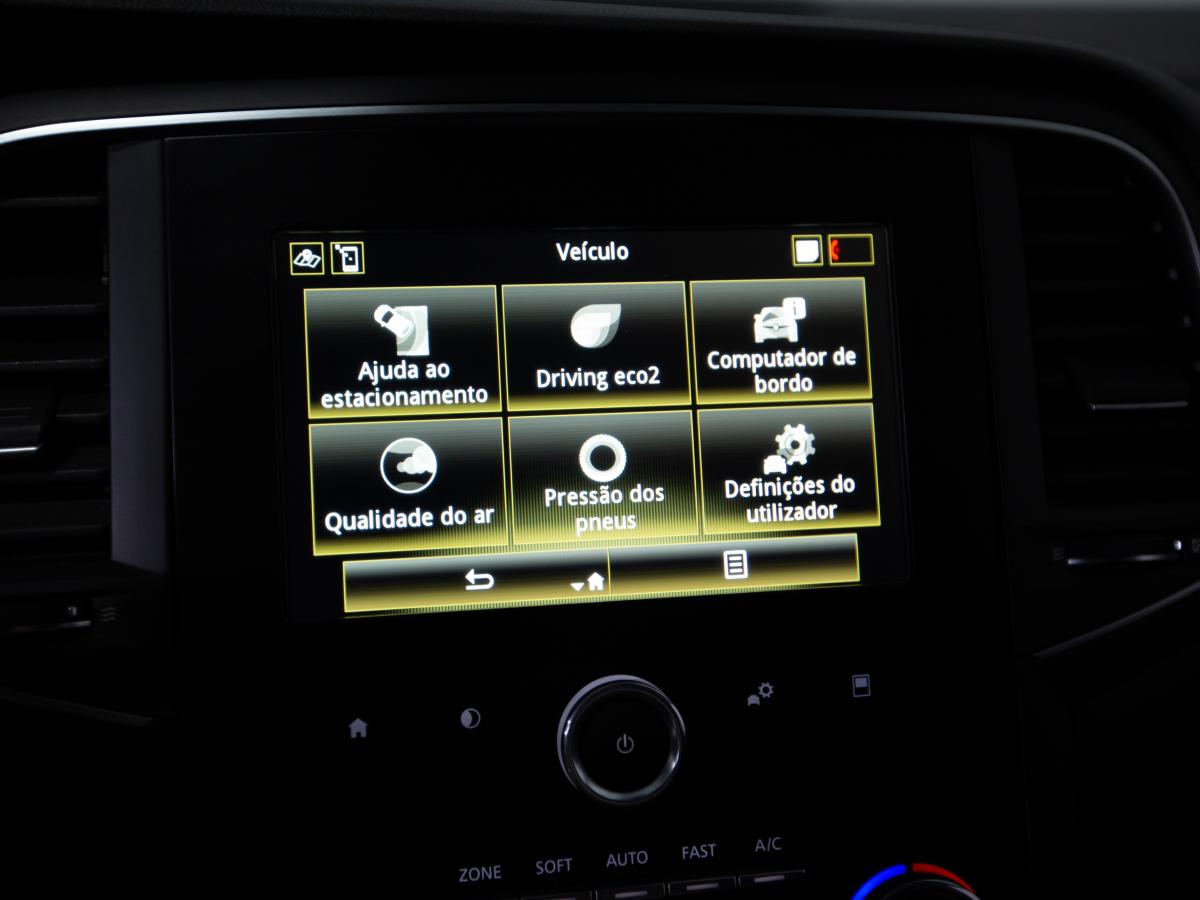 renault-megane-sport-tourer-2020-diesel-1461cc