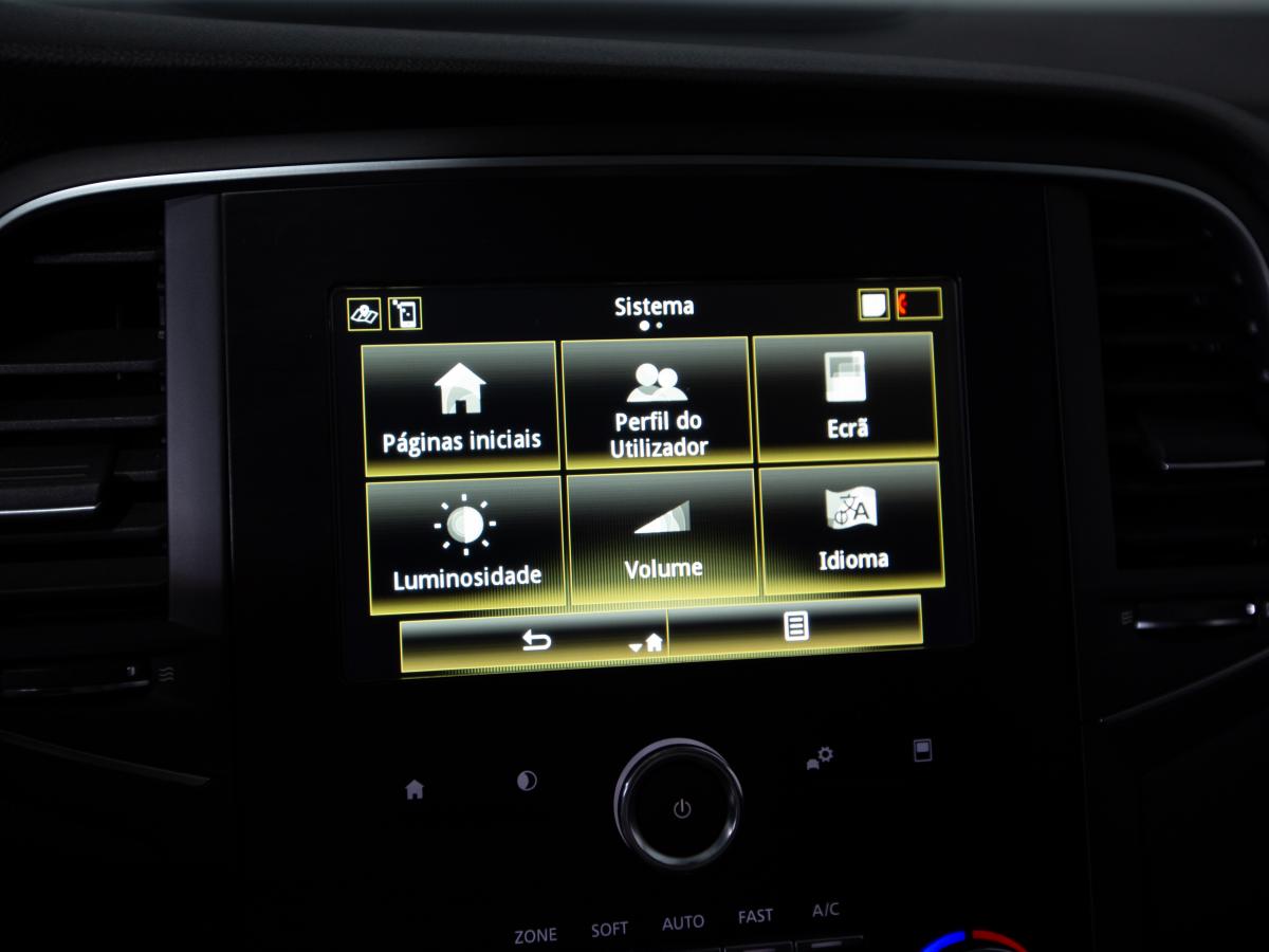 renault-megane-sport-tourer-2020-diesel-1461cc