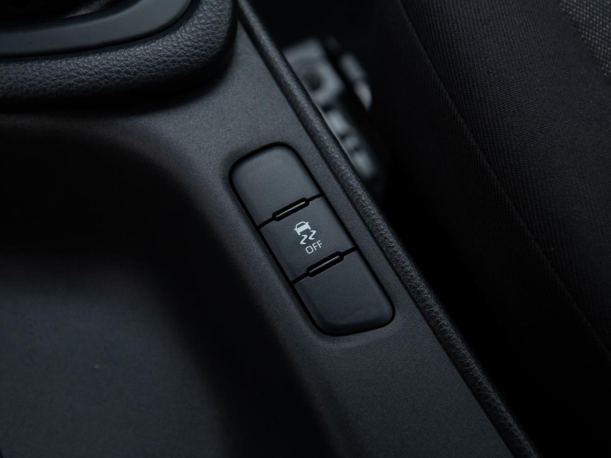 toyota-yaris-2022-gasolina-998cc