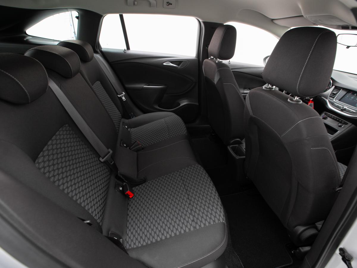opel-astra-sport-tourer-2021-diesel-1496cc