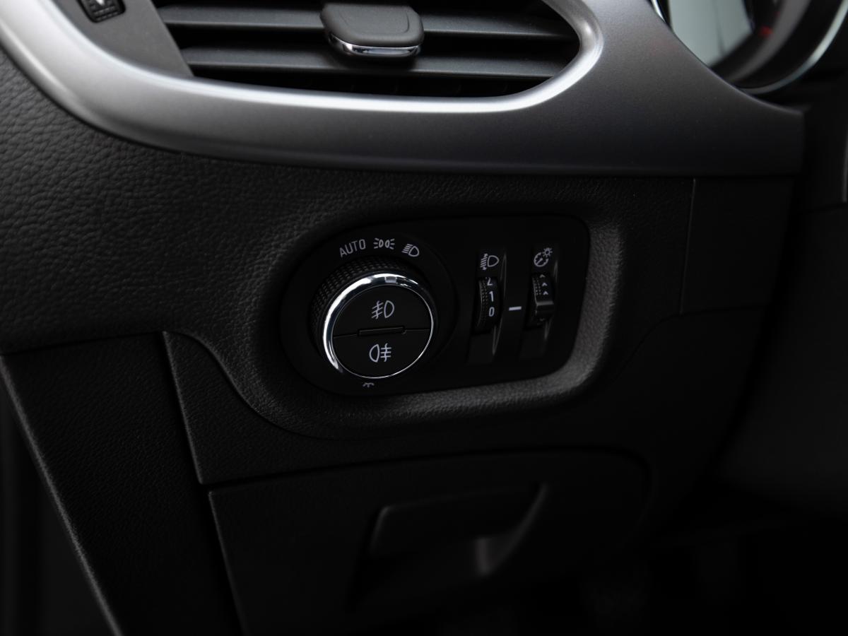 opel-astra-sport-tourer-2021-diesel-1496cc