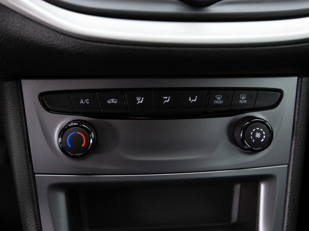 opel-astra-sport-tourer-2021-diesel-1496cc