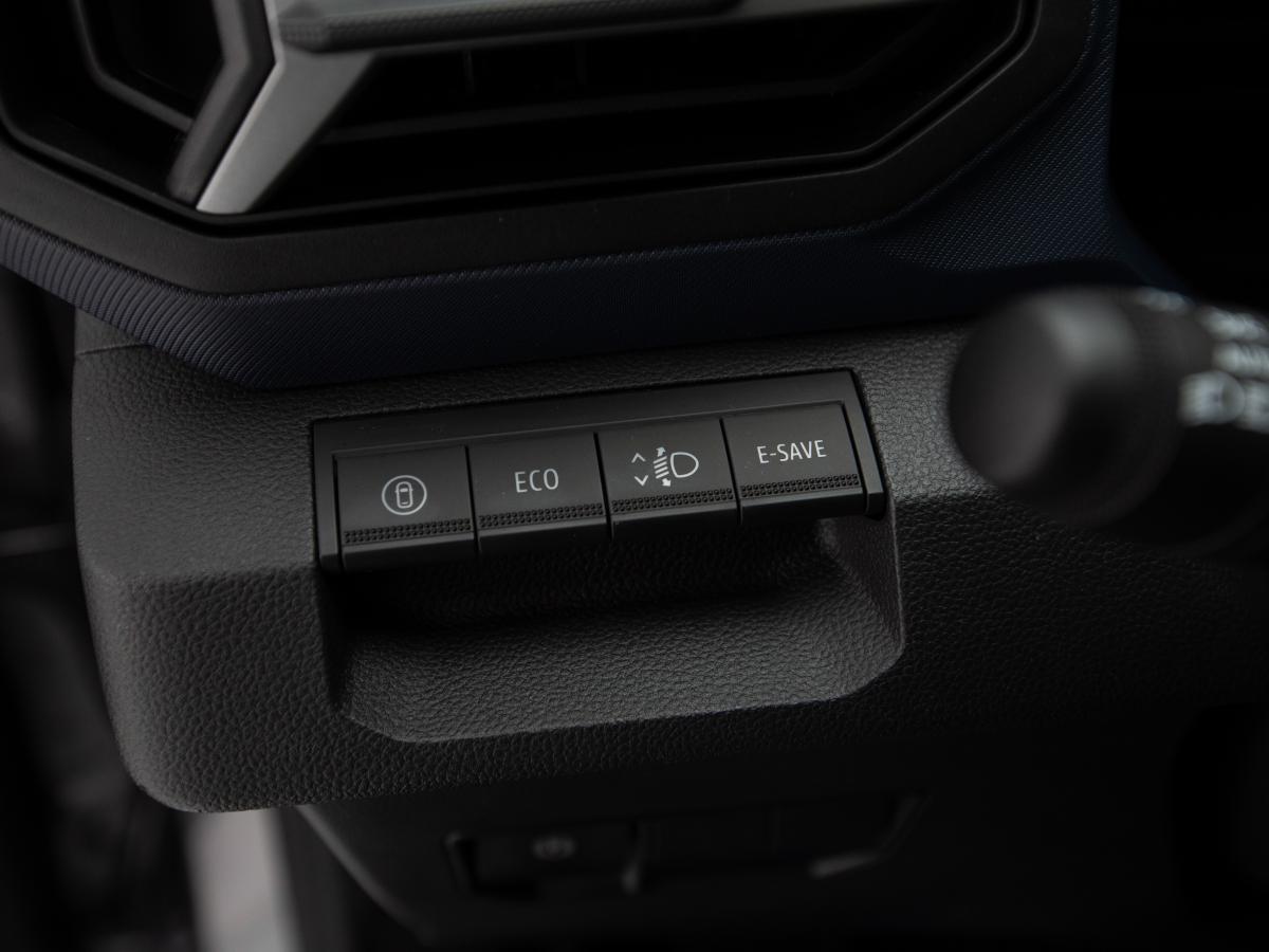 dacia-duster-2025-hibrido-a-gasolina-1789cc
