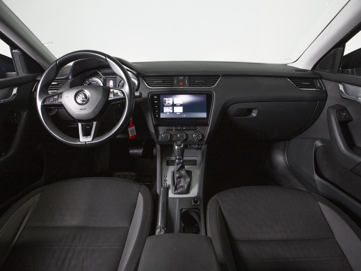 skoda-octavia-break-2019-diesel-1968cc