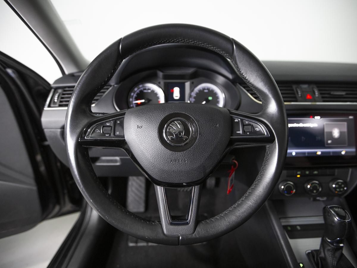 skoda-octavia-break-2019-diesel-1968cc