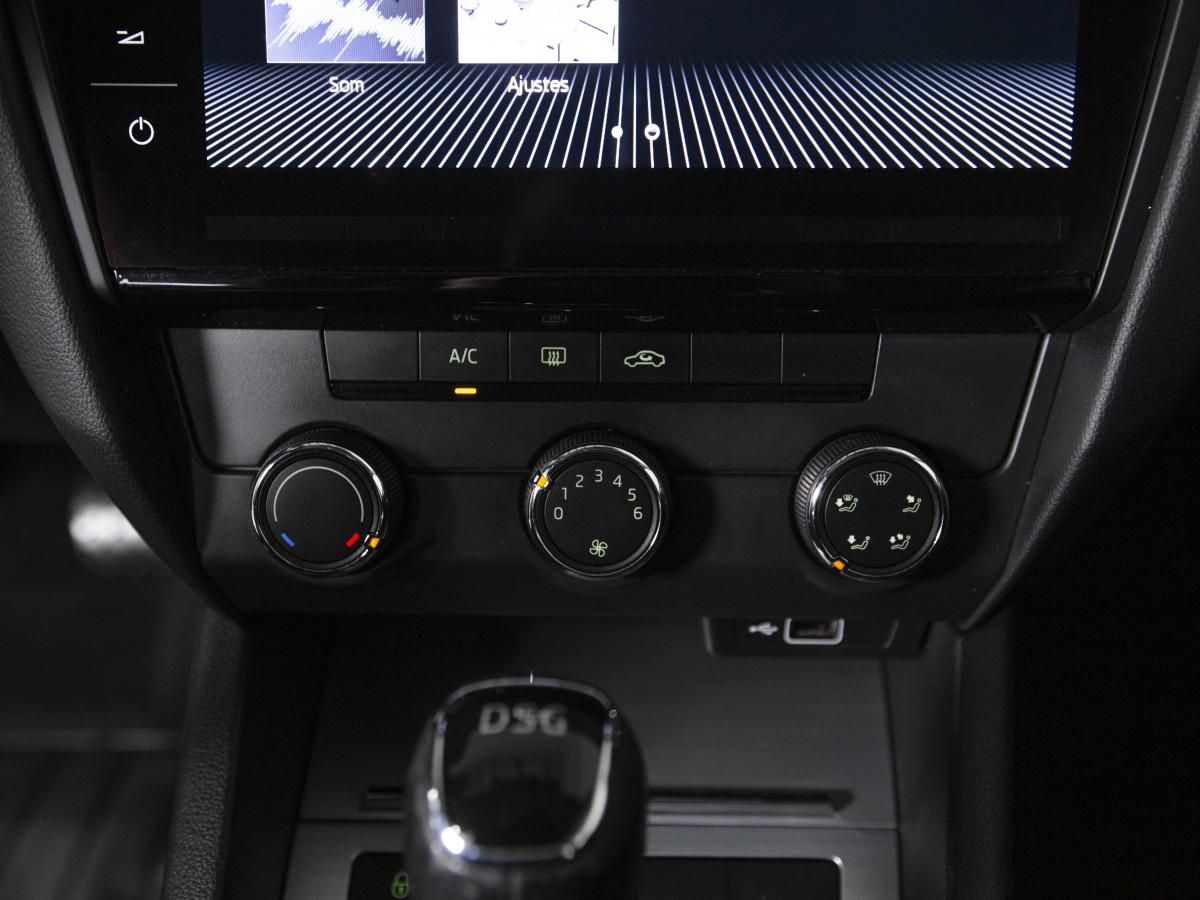 skoda-octavia-break-2019-diesel-1968cc