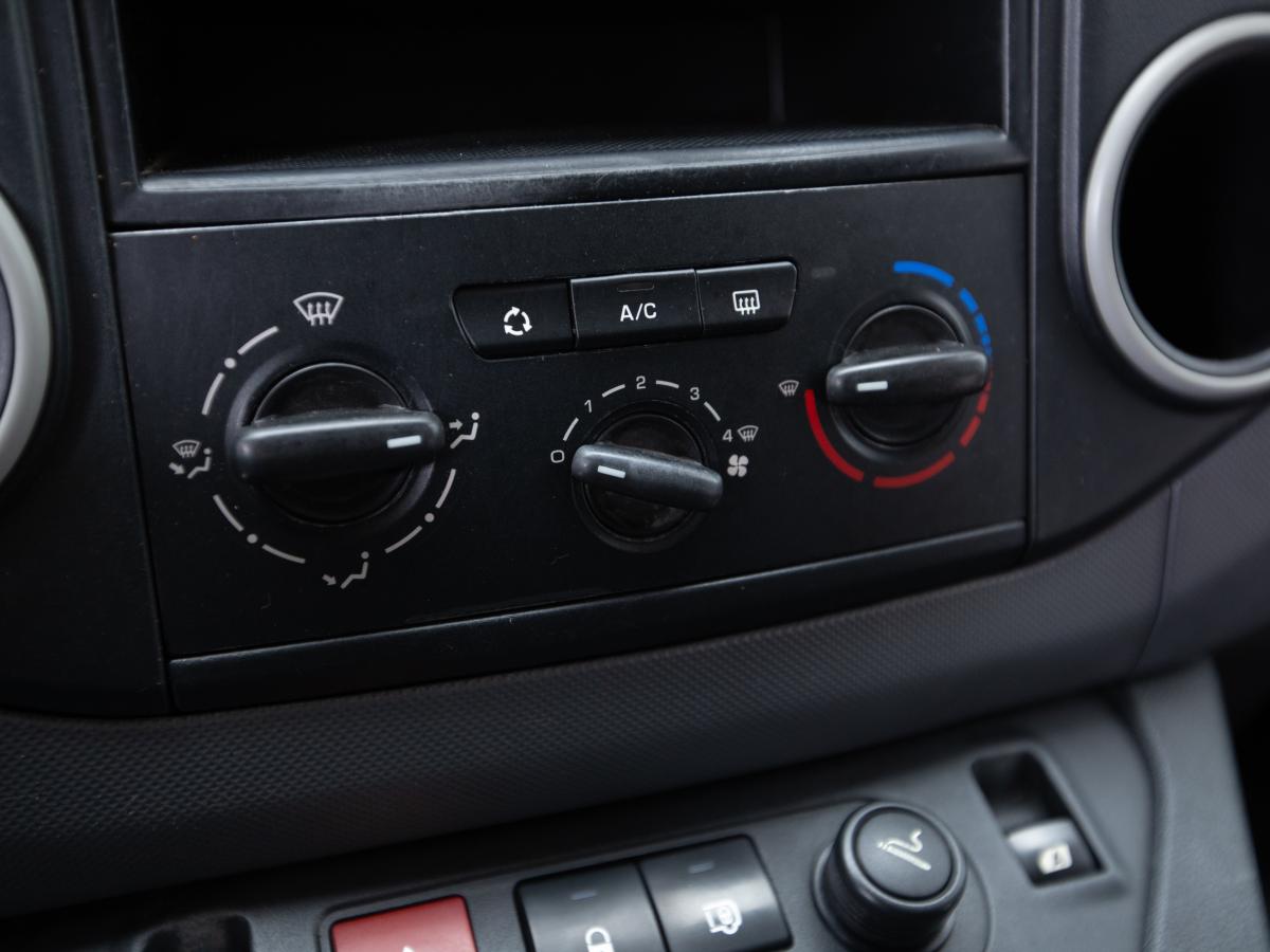 peugeot-partner-2011-diesel-1560cc
