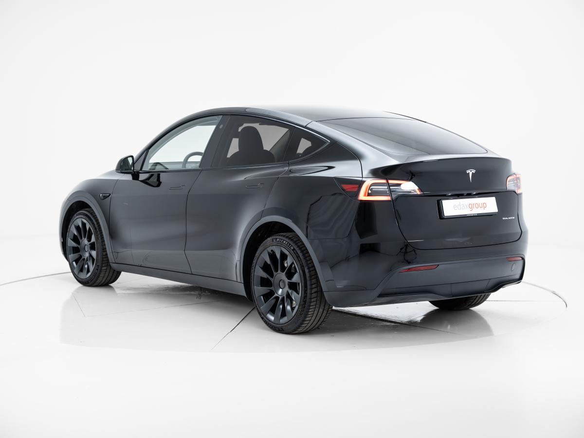 tesla-model-y-2023-eletrico-0cc